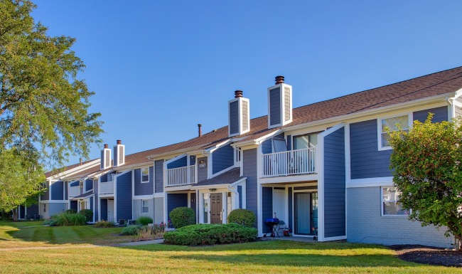 Find your home at The Lodge at Trails Edge Apartment building exterior